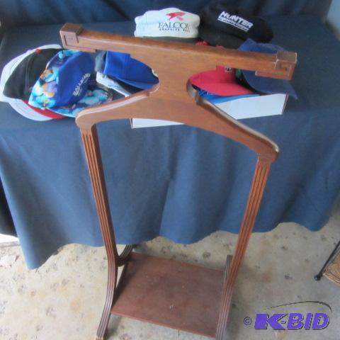 Valet Stand, Hats