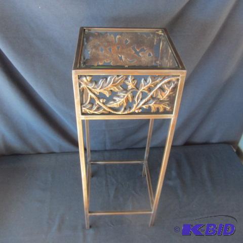 Oak Leaf Plant Stand