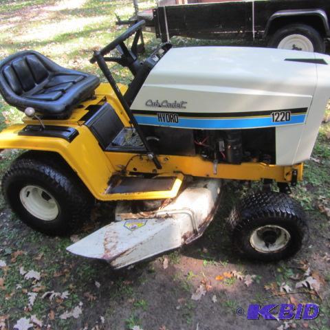 Cub Cadet Lawn Tractor