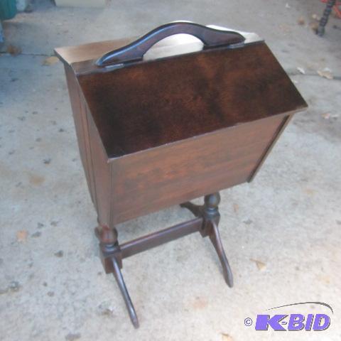 Vintage Sewing Stand