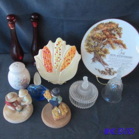 Hummel Bell, Trinkets