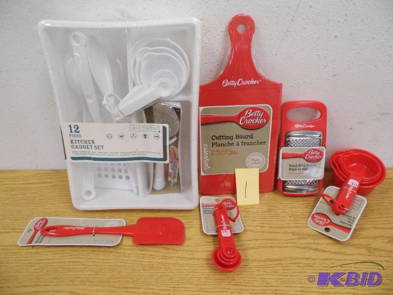 Betty Crocker Kitchen Items
