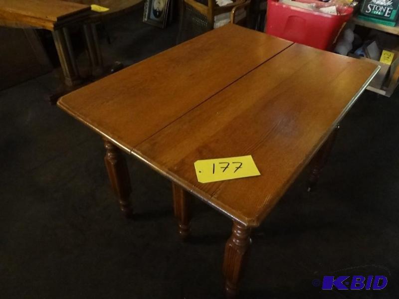 Antique Six Leg Oak Table, 3 leaves