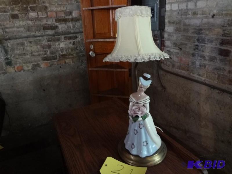 Porcelain Lady Lamp, 1949