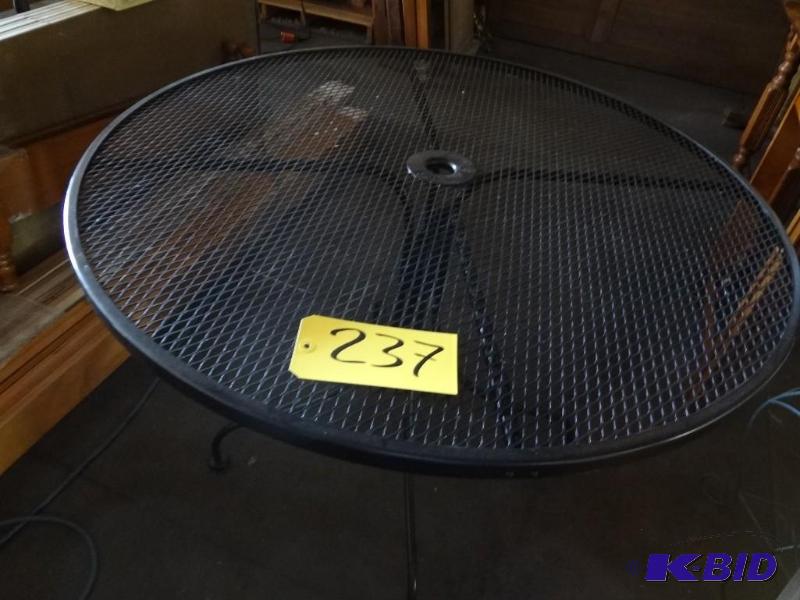 Expanded Steel Patio Set, Table, 6 Chairs, Pads