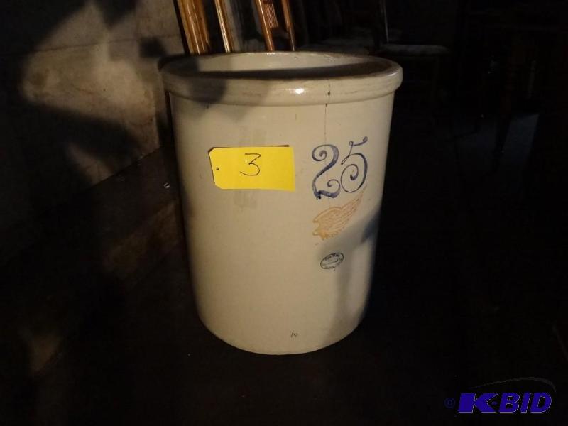 Red Wing 25 Gal, Tall, Crack