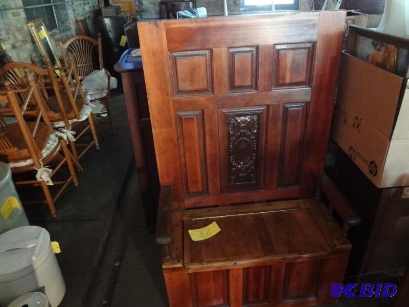 Hall BenchChest