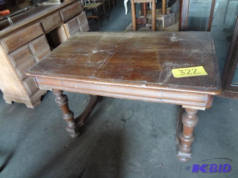 Grand Old DeskTable