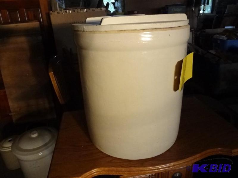 Old 5 Gal Crock, wood top