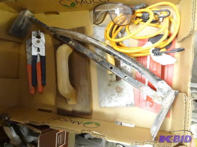 lot 252 image: Brink Tong Misc. Concrete Tools...
