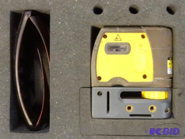 lot 27 image: Robo Vector Laser Level...