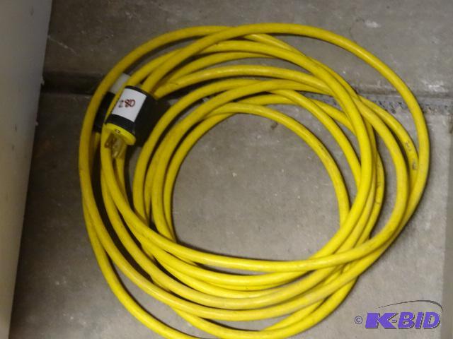 lot 280 image: Heavy Duty Extension Cord...
