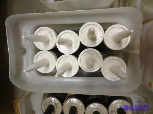 lot 289 image: Painters Acrilic Latex Caulk...