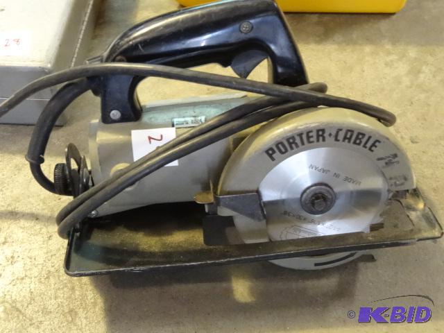lot 29 image: Porter Cable Model 314 HD 4 12 Trim Saw...