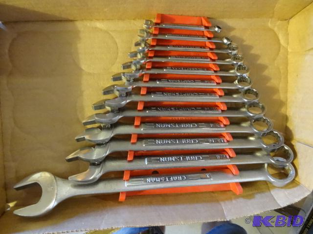 lot 42 image: Craftsman Sae Wrench Set. 14" to 1"...
