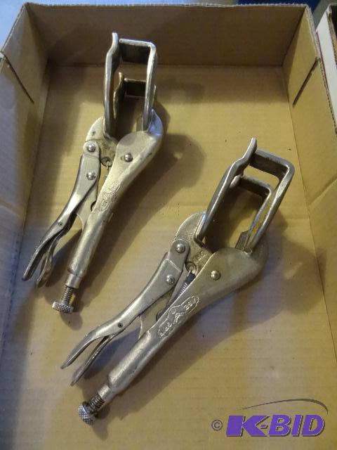 lot 49 image: 2 Vise Grip Locking Pliers...