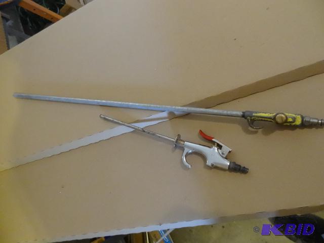 lot 75 image: 2 Air Nozels...