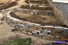 lot 21 image: 1 Pallet of Chilton Limestone Garden Stone Wa...