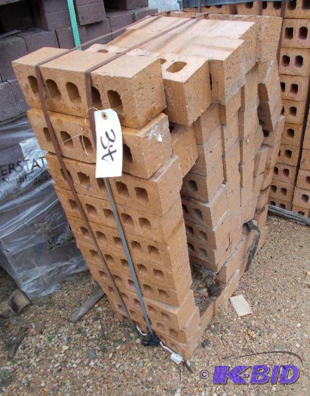 lot 34 image: 1 Partial Pallet of Interstate Brand Clay Str...