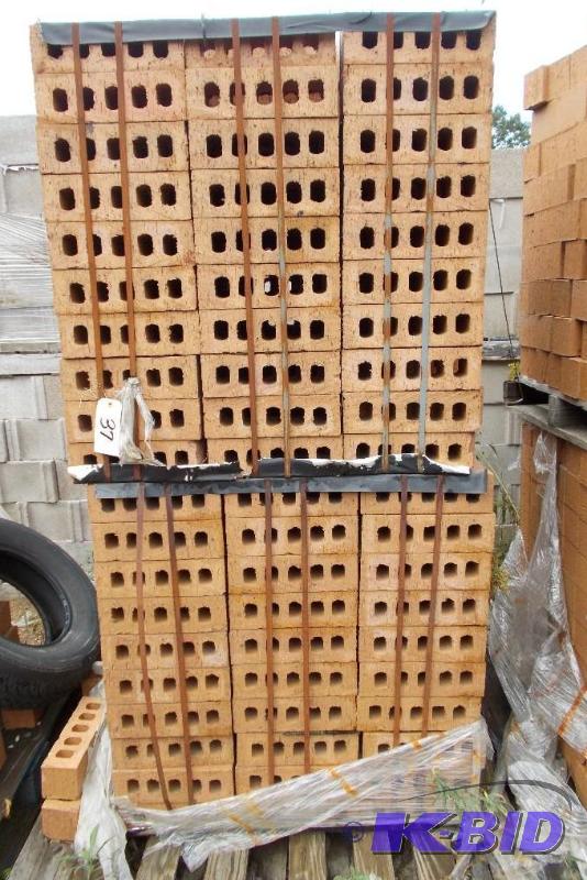 lot 37 image: 1 Double Pallet of Interstate Brand Clay Stru...