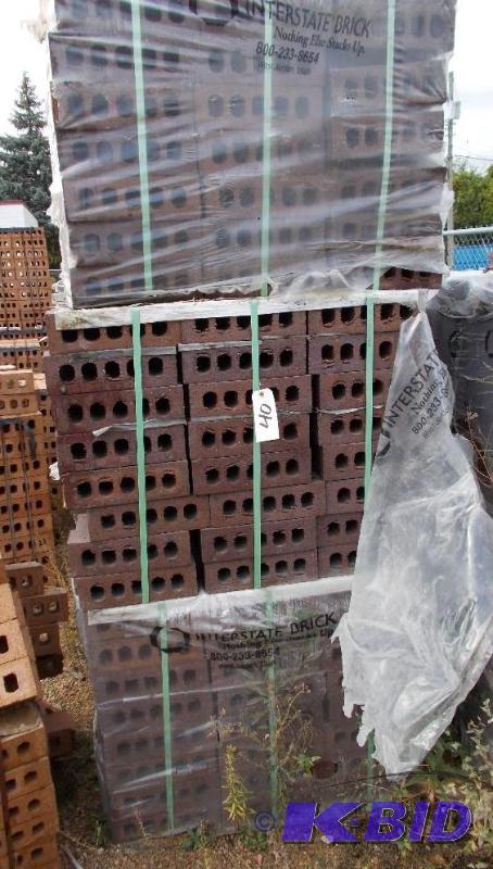 lot 40 image: 3- Pallets of Interstate Brand Clay Structura...