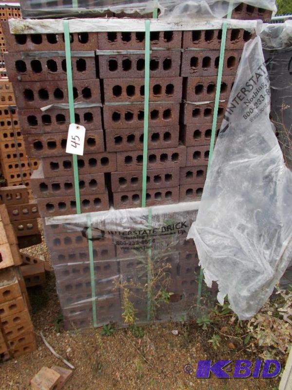 lot 45 image: 2- Pallets of Interstate Brand Clay Structura...