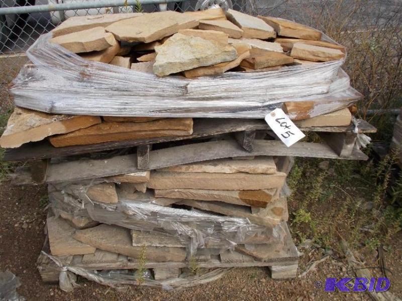 lot 5 image: 1 Lot of Sandstone Flagstone In Assorted Size...