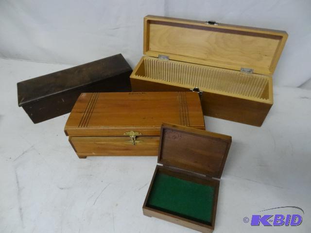 lot 113 image: 4 wooden boxes...