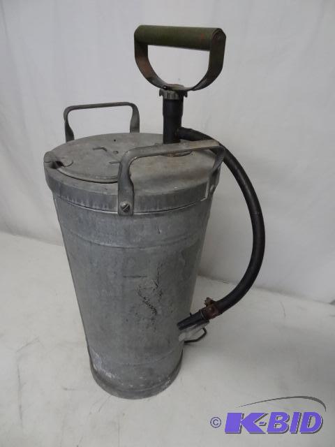 lot 119 image: Vintage sprayer...