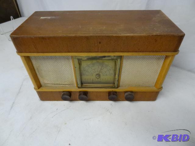 lot 133 image: Echophone...