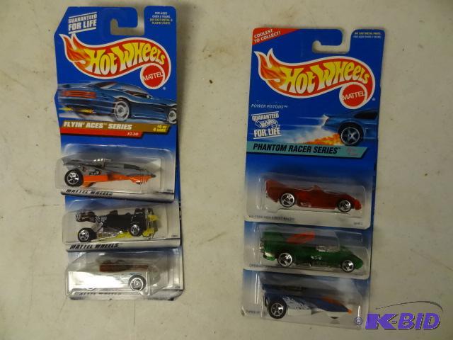 lot 169 image: 6 Boxed hot wheels...