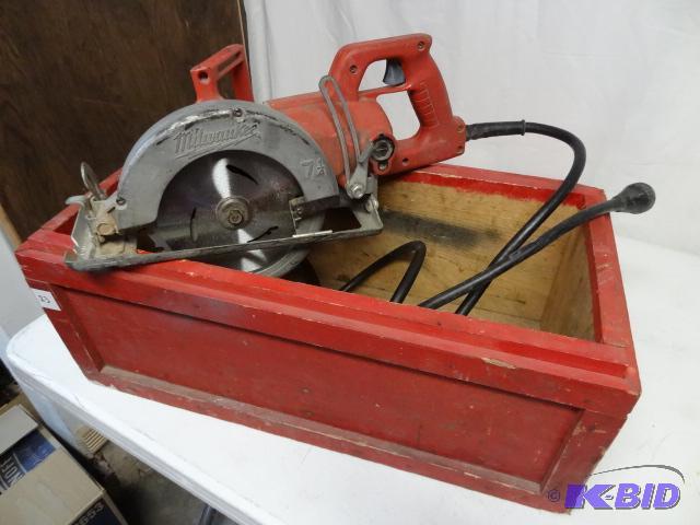 lot 23 image: Milwaukee worm drive circular saw. 7 14...