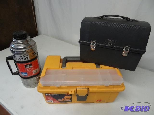 lot 33 image: Tool box. Lunch box. Thermos...