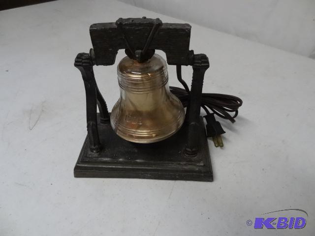 lot 36 image: Liberty bell light. Works...