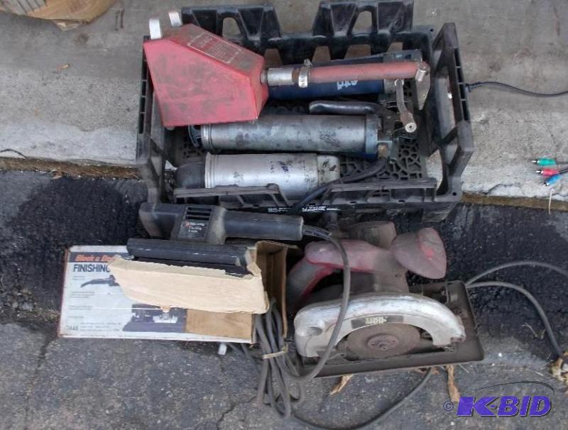 lot 35 image: 1 Lot of Assorted Shop Supplies Including Gre...