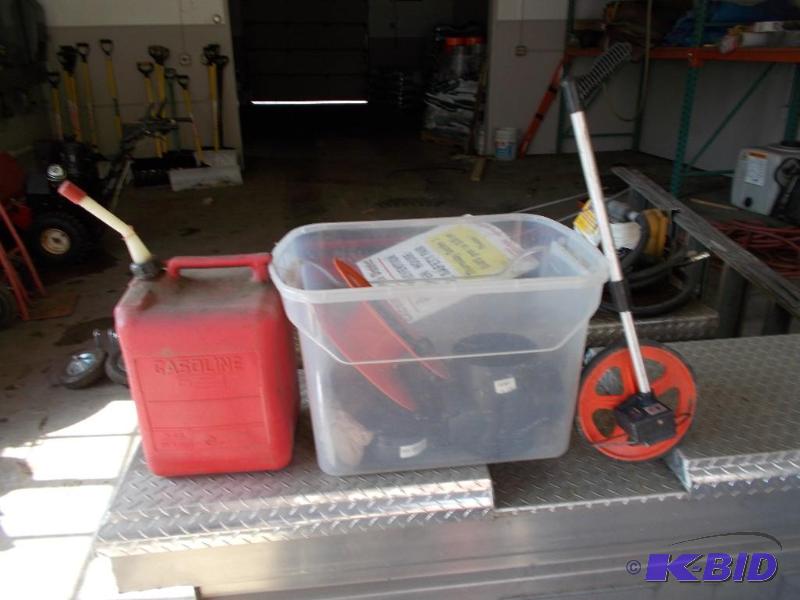 lot 44 image: 1 Lot of Assorted Shop Supplies, Gas Can and ...