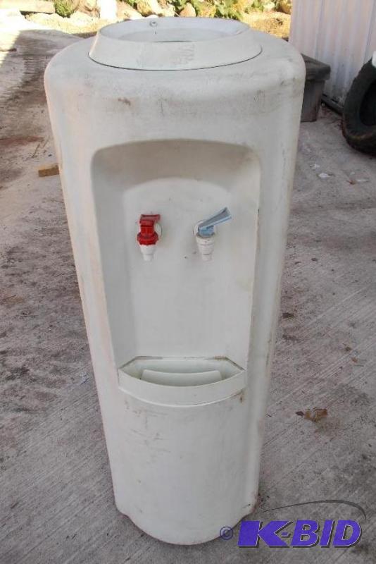 lot 47 image: Commercial Office WaterCooler Heater In Used...