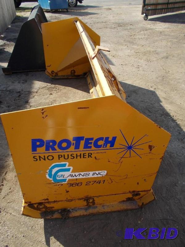 lot 5 image: Pro Tech Brand Model SP08S Universal Bobcat S...