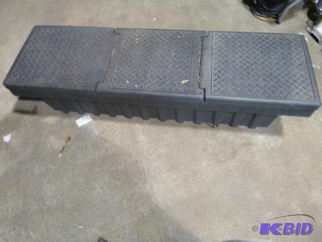 lot 101 image: 72" Truck Tool Box...