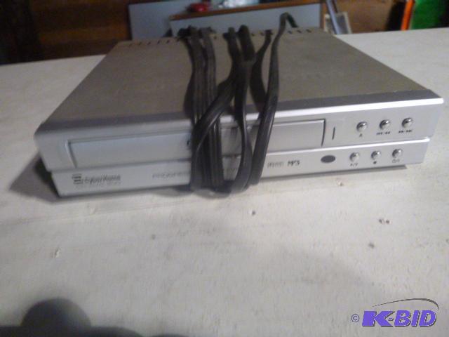 lot 106 image: Cyber Home DVD Player CH-DVD300...