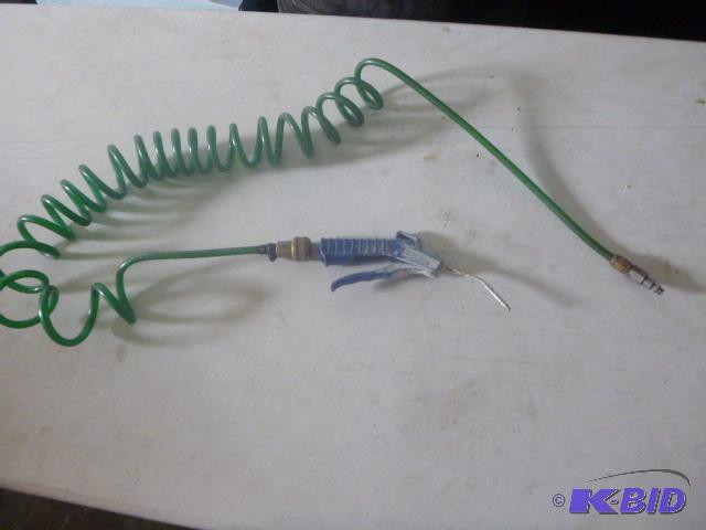 lot 117 image: Coil Air Hose and Air Nozzle...