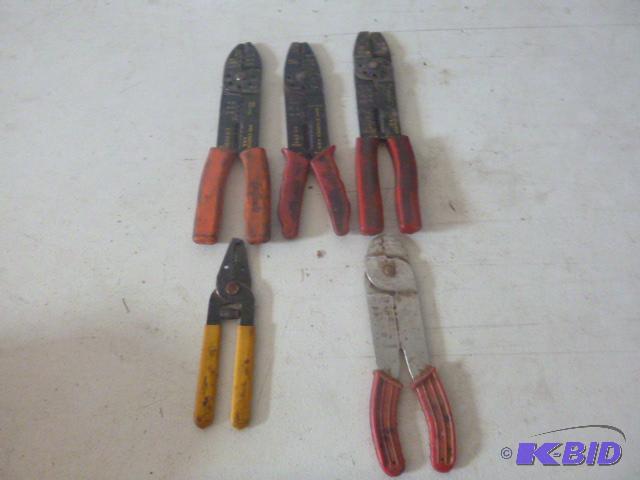 lot 187 image: 5 Electrical Pliers...