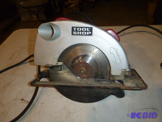 lot 20 image: Tool Shop Circular Saw Model #MIY-185 - 7 14...