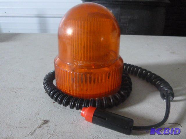 lot 211 image: Amber 12 Volt Light...