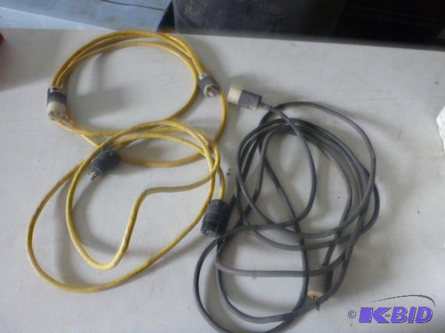 lot 231 image: 3 Extension Cords...