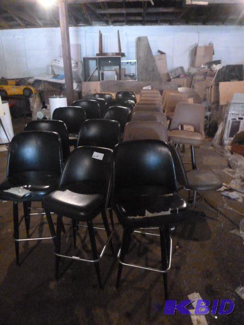 lot 4 image: 27 Bar Stools and 1 Chair Not in best conditi...