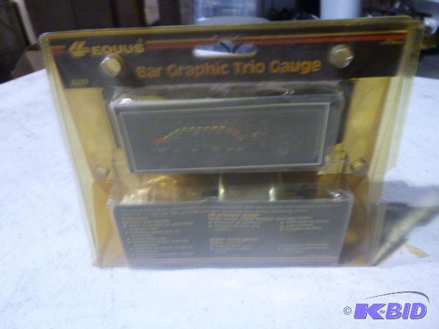 lot 75 image: Equus Bar Graphic Trio Gauge Monitors batter ...