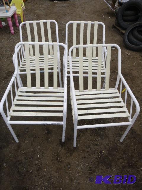 lot 9 image: 4 Patio Chairs...