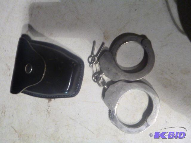lot 91 image: Handcuffs with Case and Keys...
