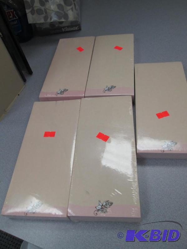 Qty 5 pkg of sheet of paper has 250 in each p...